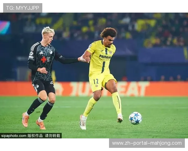 特写：绝杀点球前后，瓦伦西亚老将拉马扎尼的冷静与担当。